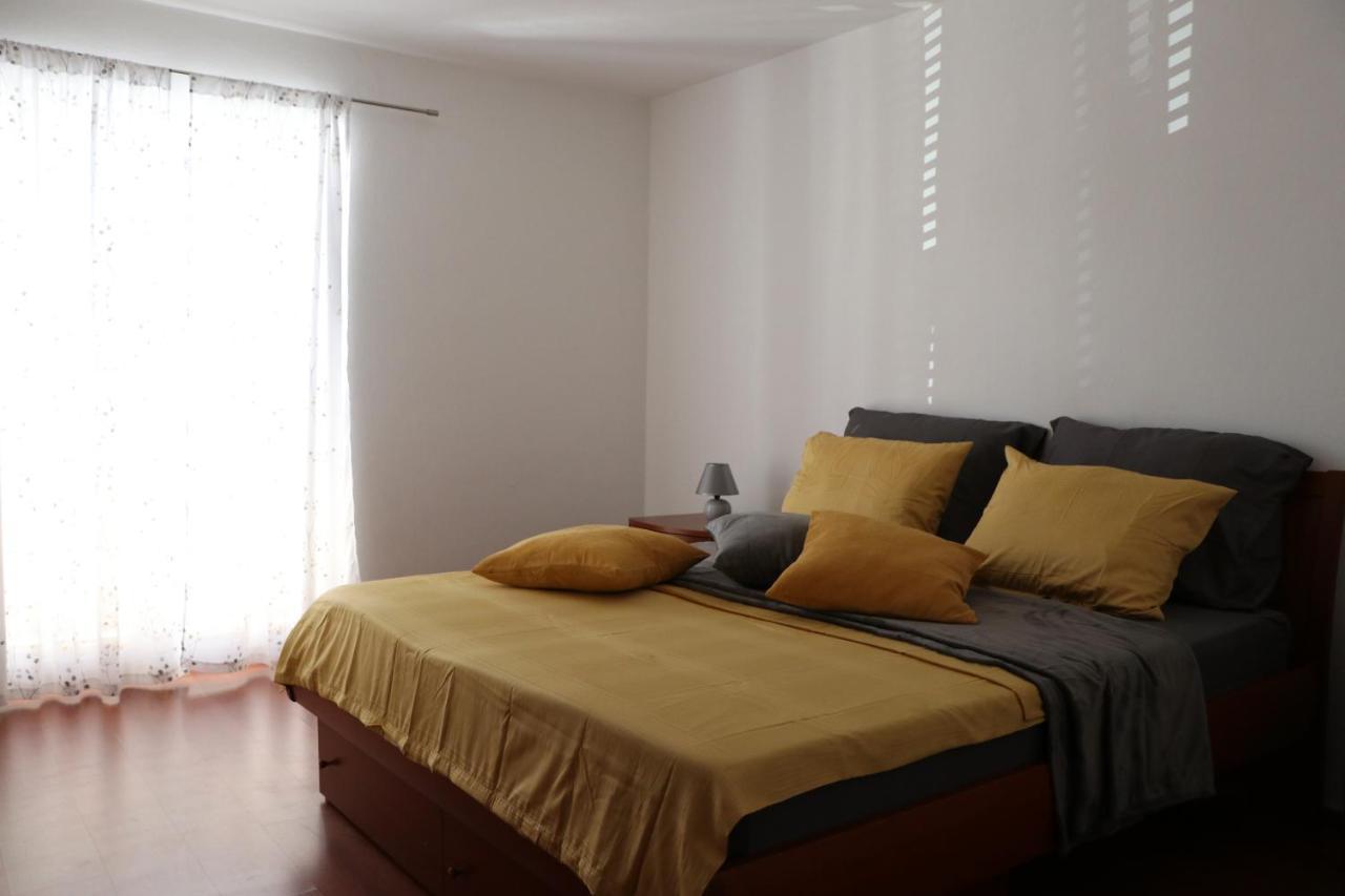 Nona Lili Apartment 이졸라 외부 사진